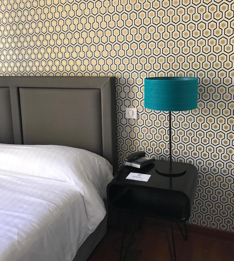 Le Grand Hotel Сет Екстериор снимка